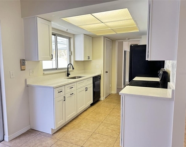 142 Bayberry Court - Photo Thumbnail 3