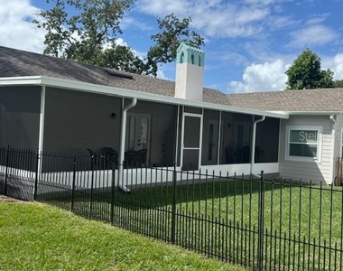 1355 Lakeshore Drive - Photo Thumbnail 15