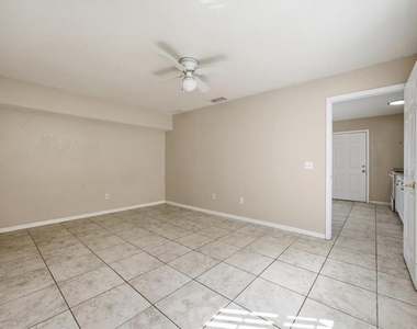 2918 Fan Palm Drive - Photo Thumbnail 9