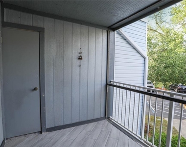 3655 Atrium Drive - Photo Thumbnail 12