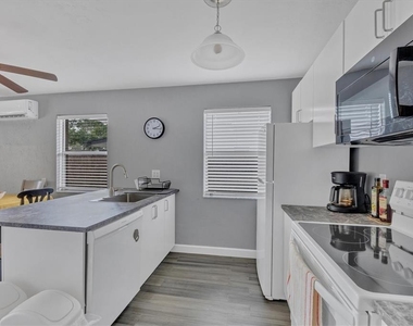 2305 Novus Street - Photo Thumbnail 17