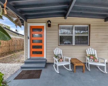 2305 Novus Street - Photo Thumbnail 3