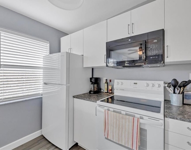 2305 Novus Street - Photo Thumbnail 18