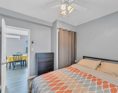 2305 Novus Street - Photo Thumbnail 5