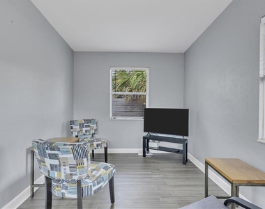 2305 Novus Street - Photo Thumbnail 13