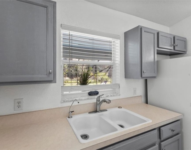 3620 Candia Avenue - Photo Thumbnail 27
