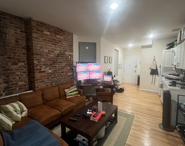 814 10th Avenue - Photo Thumbnail 5