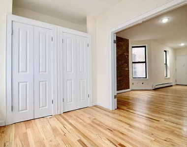 814 10th Avenue - Photo Thumbnail 9