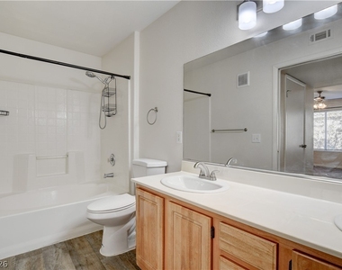 5710 E Tropicana Avenue - Photo Thumbnail 16