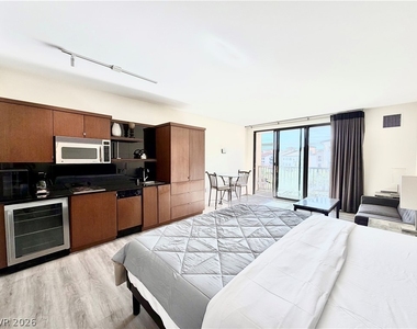 29 Montelago Boulevard - Photo Thumbnail 12