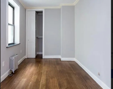 330 East 100th - Photo Thumbnail 5