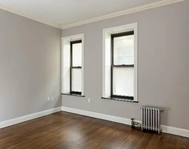 330 East 100th - Photo Thumbnail 4