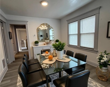 61 Baxter Street - Photo Thumbnail 4