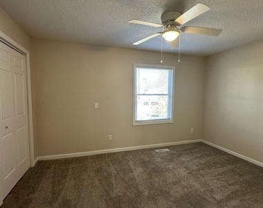 129 Inlet Reach Circle - Photo Thumbnail 12