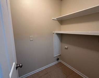 129 Inlet Reach Circle - Photo Thumbnail 5