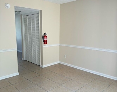 129 Inlet Reach Circle - Photo Thumbnail 4