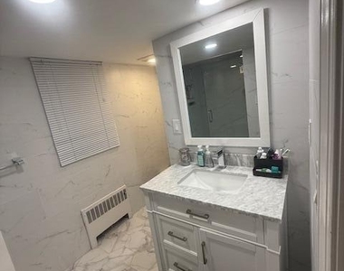 664 Hoey Avenue - Photo Thumbnail 5