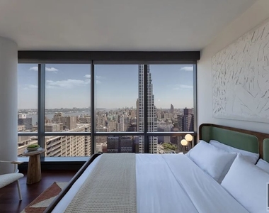 West 67th Street - Photo Thumbnail 2