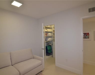 19355 Turnberry Way - Photo Thumbnail 23