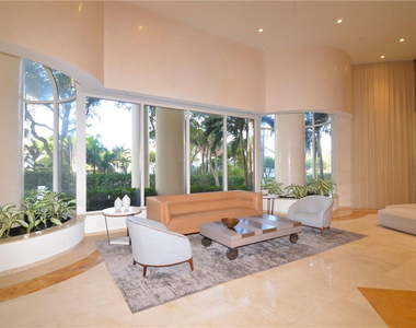 19355 Turnberry Way - Photo Thumbnail 32