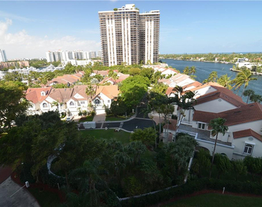 19355 Turnberry Way - Photo Thumbnail 28