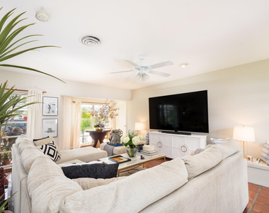 2337 Sw 27th Avenue - Photo Thumbnail 6