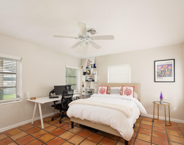 2337 Sw 27th Avenue - Photo Thumbnail 14