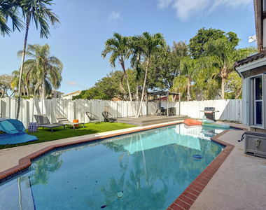 9581 Nw 9th Court - Photo Thumbnail 32