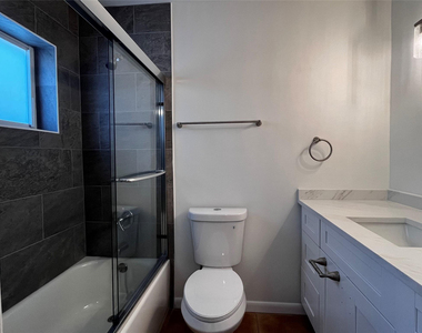1440 Miami Road - Photo Thumbnail 11