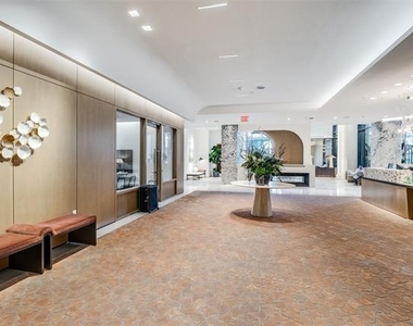 3003 Maple Avenue - Photo Thumbnail 34