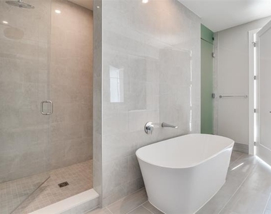3003 Maple Avenue - Photo Thumbnail 11