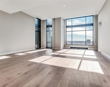 3003 Maple Avenue - Photo Thumbnail 5