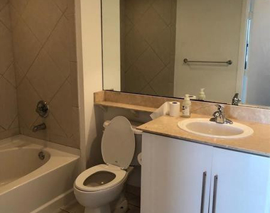 325 S Biscayne Boulevard - Photo Thumbnail 7
