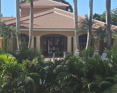 7970 N Nob Hill Road - Photo Thumbnail 23