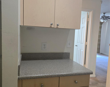 7970 N Nob Hill Road - Photo Thumbnail 26