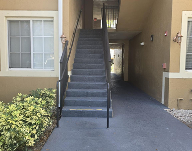 7970 N Nob Hill Road - Photo Thumbnail 10