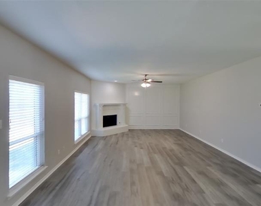 8401 Manchester Drive - Photo Thumbnail 1