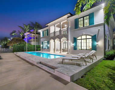 2425 Delmar Place - Photo Thumbnail 57