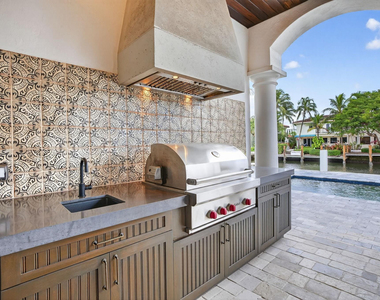 2425 Delmar Place - Photo Thumbnail 46