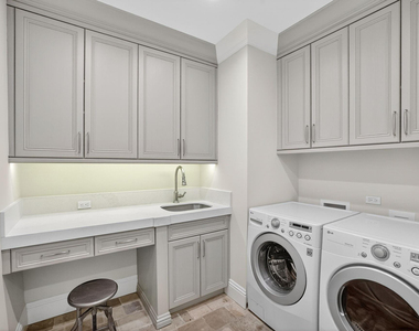 2425 Delmar Place - Photo Thumbnail 22