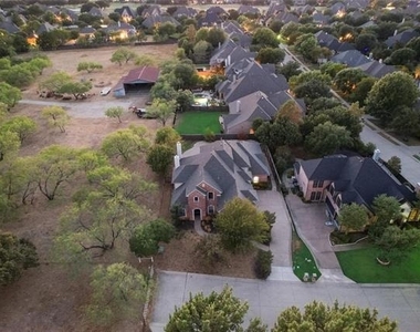 1433 Montgomery Lane - Photo Thumbnail 1