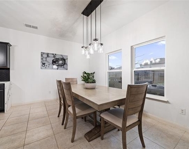 125 Curt Street - Photo Thumbnail 14