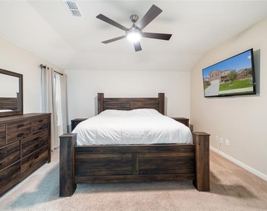 125 Curt Street - Photo Thumbnail 18