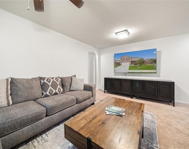 125 Curt Street - Photo Thumbnail 17