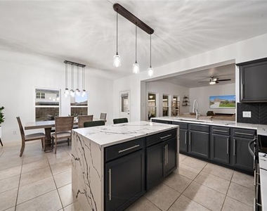 125 Curt Street - Photo Thumbnail 9