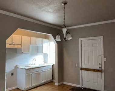 3300 Avenue H - Photo Thumbnail 3