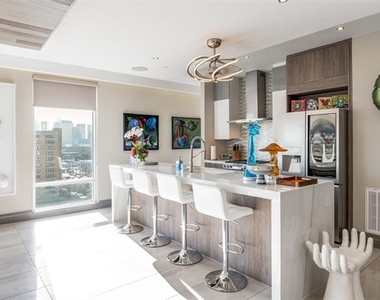 4005 Gaston Avenue - Photo Thumbnail 8