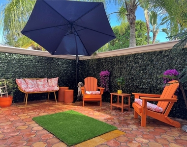 1010 Ne 8th Avenue - Photo Thumbnail 22