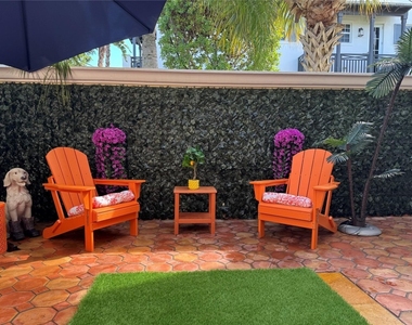1010 Ne 8th Avenue - Photo Thumbnail 3