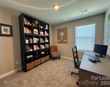 3738 Memorial Parkway - Photo Thumbnail 18